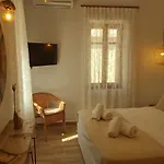 Palazzino D Irene Apartmán *