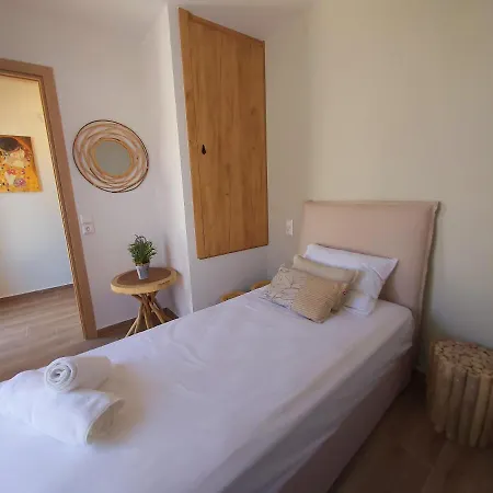 Palazzino D Irene * העיירה רתימנו